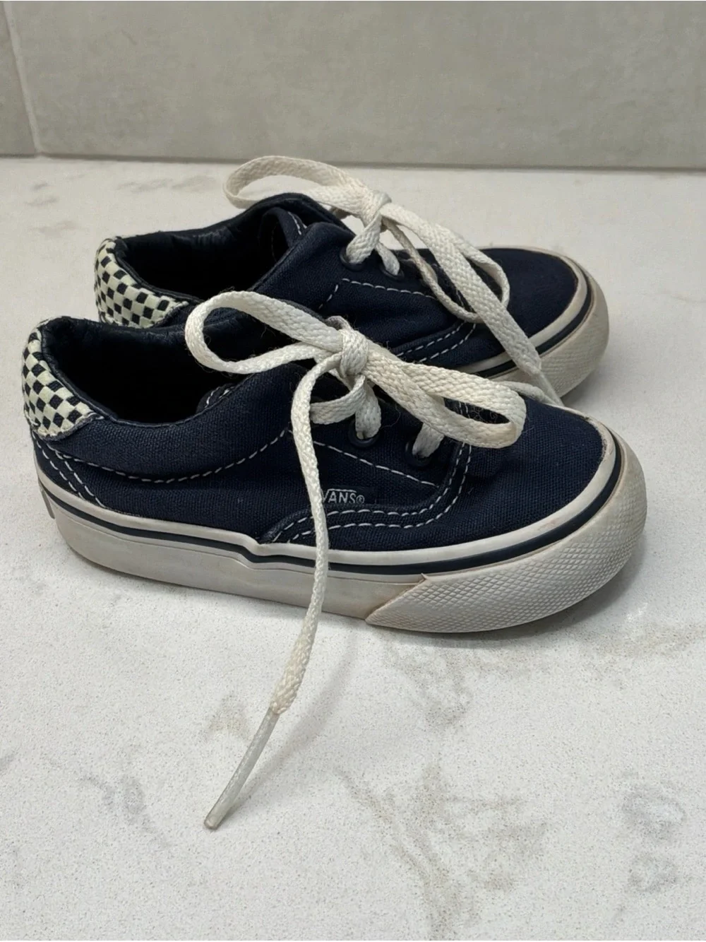 Vans Off the Wall Toddlers 5.5 Blue and White Checker Skater